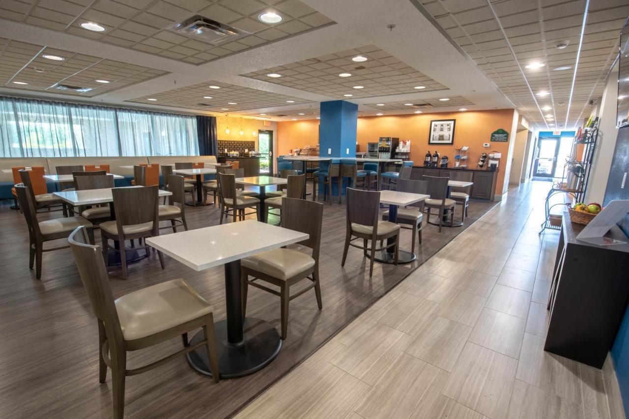 Hotel Wingate By Wyndham Indianapolis Airport Plainfield Extérieur photo